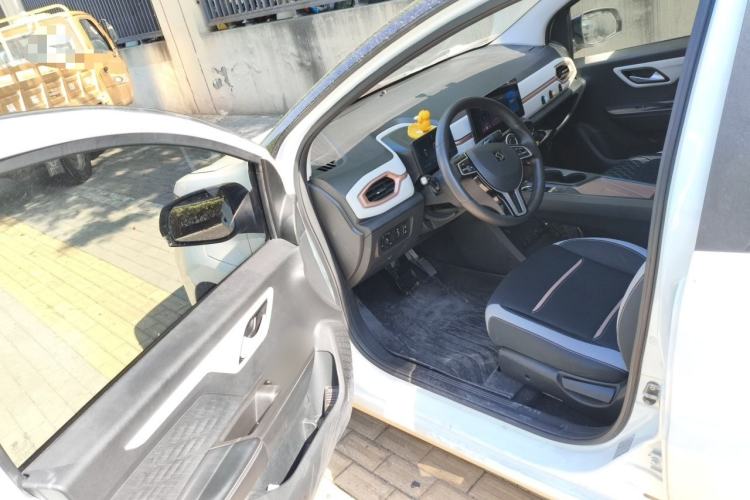 Used SOL E10X 2021 302 km Range Fashion Edition 31.4 kWh