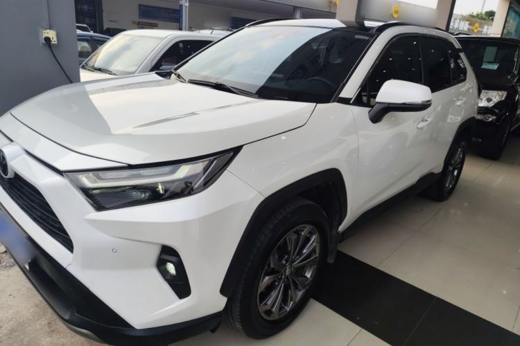 Used Toyota RAV4 2023 2.0L CVT Two-Wheel Drive Fashion Plus Edition