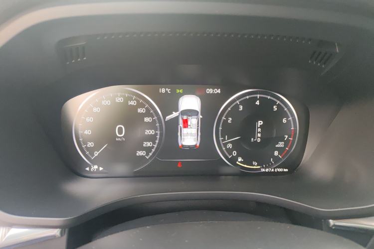 Used Volvo XC60 2019 T5 4x4 Zhiyuan Sport Edition China V Standard
