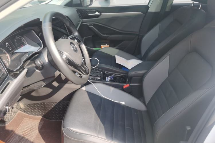 Used Volkswagen Sagitar 2020 200TSI DSG Comfort Version China VI Standard Left Front Seat