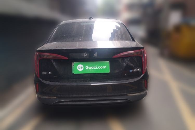 Used Hongqi E-QM5 2022 431 km Charge & Enjoy Edition