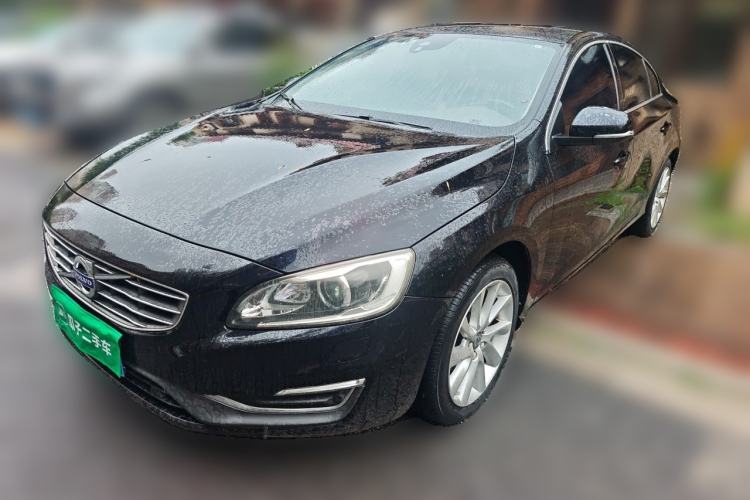 Used Volvo S60 2015 S60L 2.0T Zhiyuan Edition Guazi used car, China used car export, Used car for sale, Used Volvo cars, Cheapest cars for sale