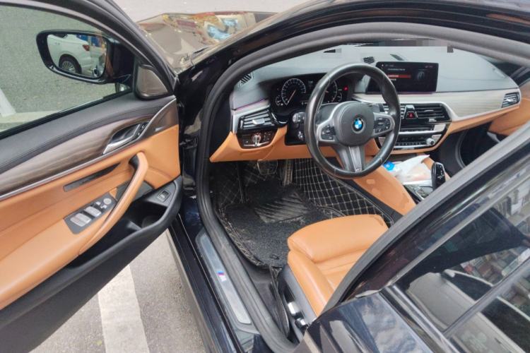 Used BMW 5 Series 2019 530i M Sport Package Driver Seat