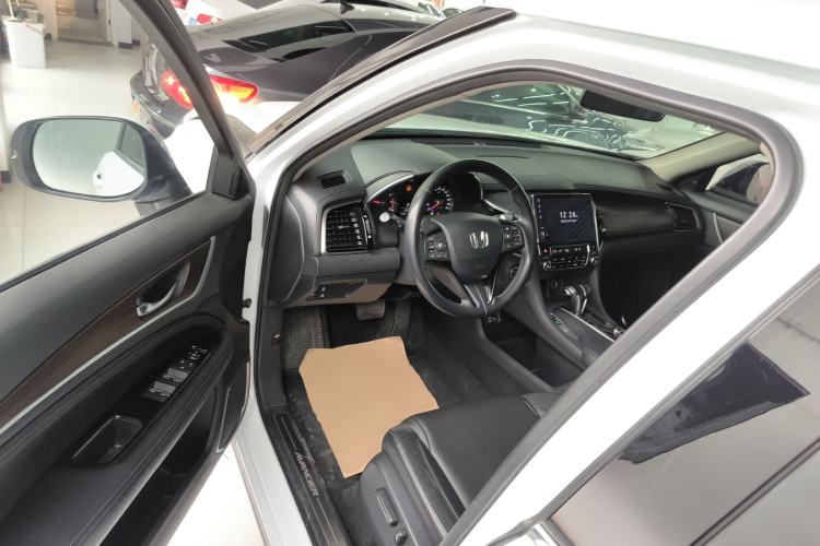 Used Honda Avancier 2017 240TURBO Two-Wheel Drive Comfort Version
