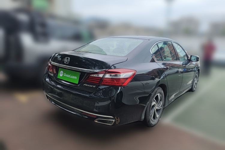 Used Honda Accord 2016 2.0L Luxury Edition
