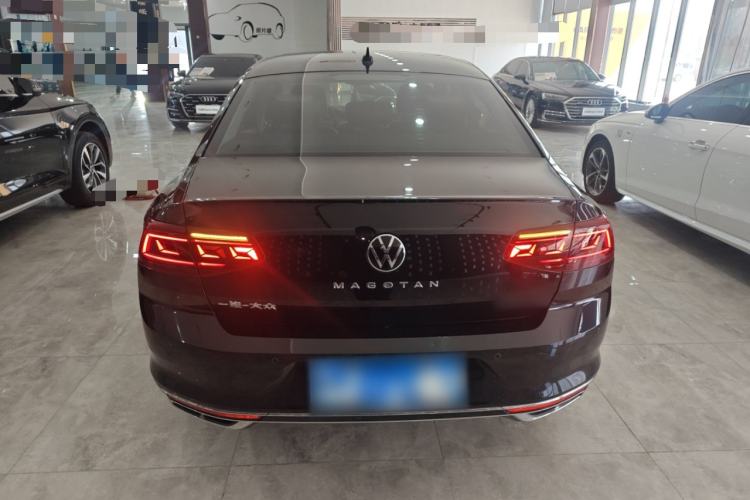 Used Volkswagen Magotan 2023 2 Million Units Limited Edition 330TSI DSG Leading Version
