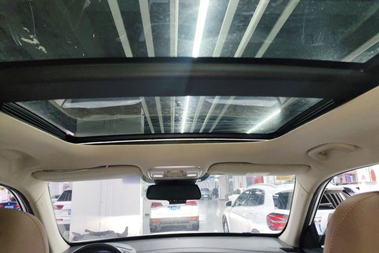 Used Geely Auto Emgrand X7 Sport 2016 1.8TD Automatic ZhiZun Version Headliner