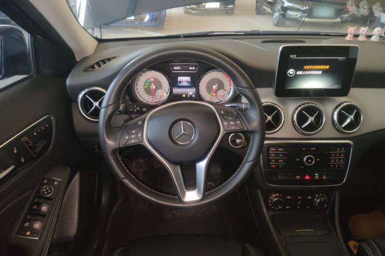 Used Mercedes-Benz GLA 2016 GLA 200 Fashion Model