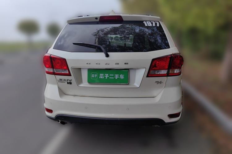 Used Dodge Journey 2013 3.6L Four-Wheel Drive Flagship Edition Rear