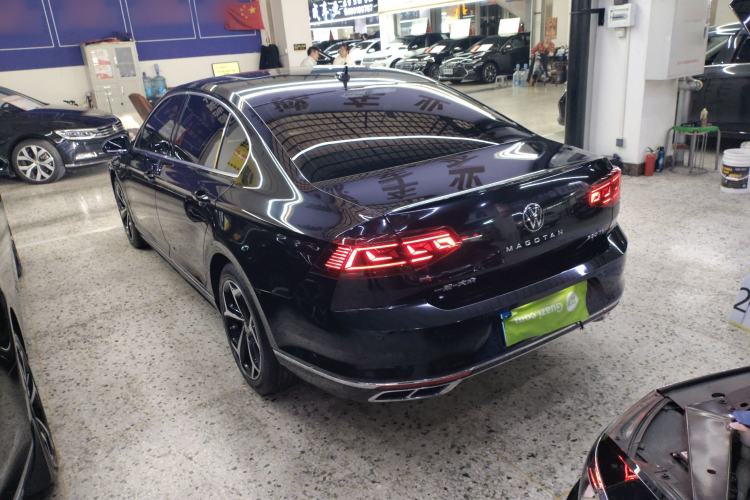 Used Volkswagen Magotan 2024 2 Million Units Zhongxiang Version 330TSI DSG Luxury Edition Rear Left 45 Deg
