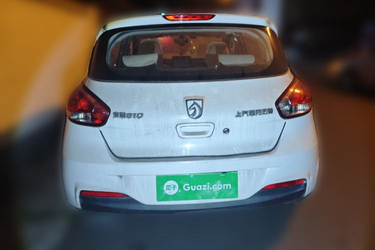 Used Baojun 310 2016 1.2L manual Comfort trim level