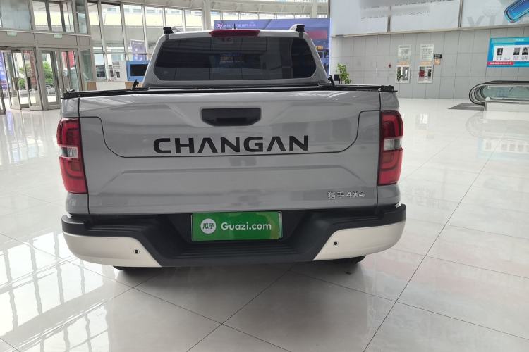 Used Changan Hunter 2024 Knight Edition Flagship Model Dual-Motor All-Wheel Drive Standard Box
