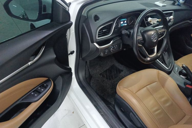 Used Buick Excelle GX 2018 18T Automatic Flagship Model Driver Seat