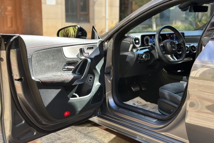 Used Mercedes-Benz CLA 2024 CLA 220