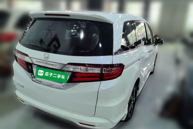 Used Honda Odyssey 2017 2.4L Comfort Edition Rear Right 45 Deg