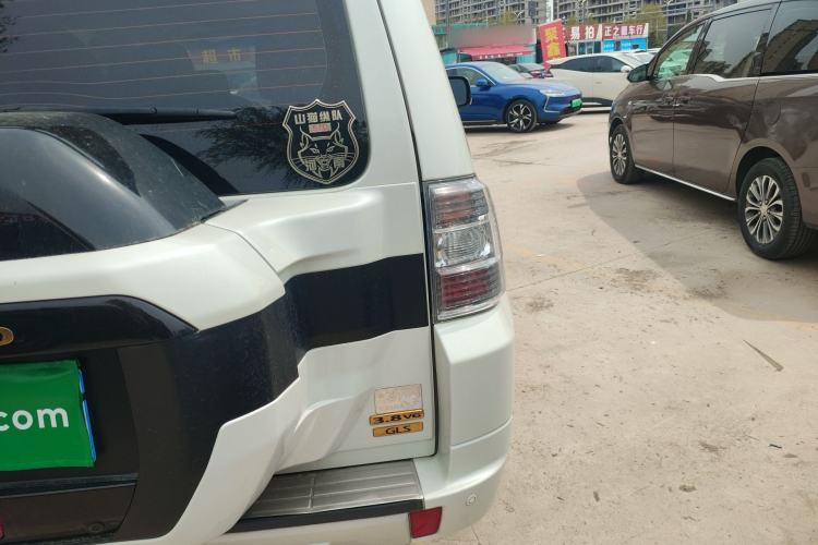 Used Mitsubishi Pajero 2017 V97 3.8L 5-Door GLS Model with Sunroof – Middle East
