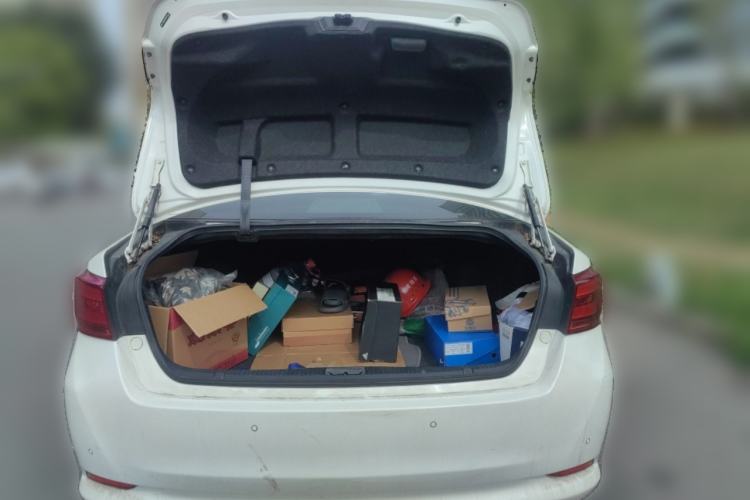 Used Toyota Crown 2015 2.5L Smart Edition Trunk