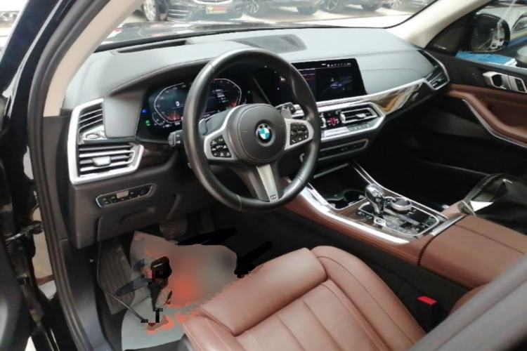 Used BMW X5 2020 xDrive40i Luxury Model with M Sport Package
