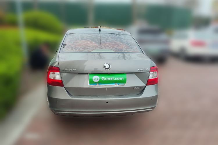 Used Skoda Rapid 2013 1.6L Automatic Smart Selection Model