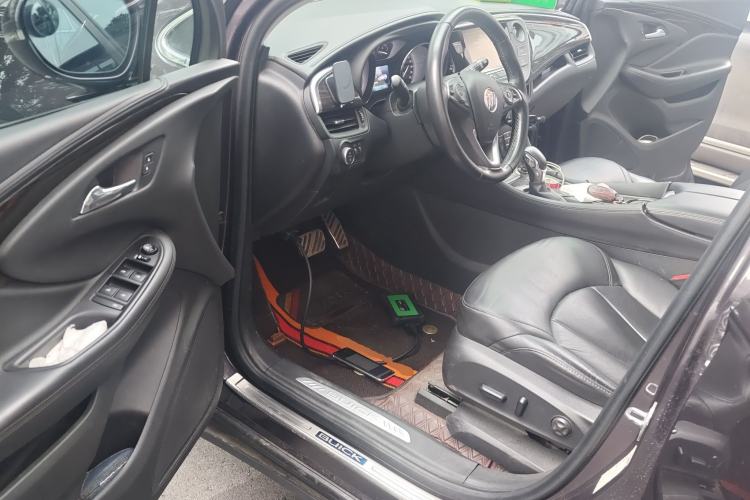 Used Buick Envision 2018 20T Two-Wheel-Drive Elite Model
