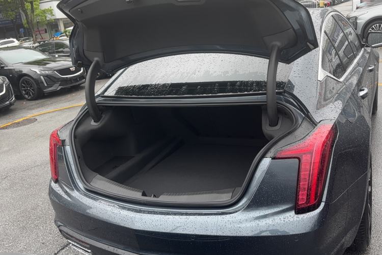 Used Cadillac CT5 2022 28T Prestige Edition Trunk