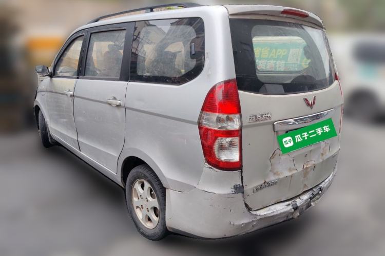 Used Wuling Hongguang 2013 1.5L Standard Version
