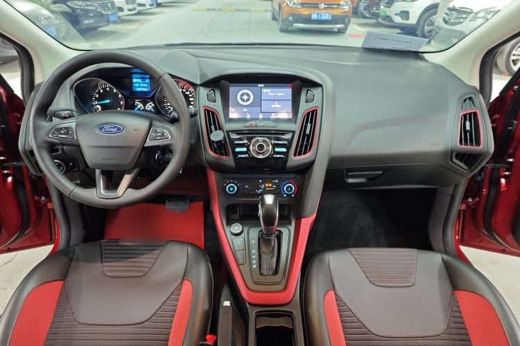 Used Ford Focus 2020 Hatchback Classic 1.5L Automatic Trendy Model Interior 2