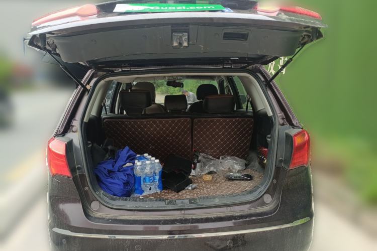 Used Haima S7 2013 2.0L Automatic ZhiShang Version Trunk