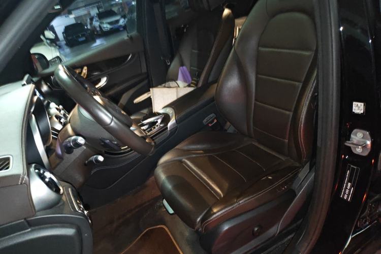 Used Mercedes-Benz GLC 2017 GLC 260 4MATIC Luxury Model
