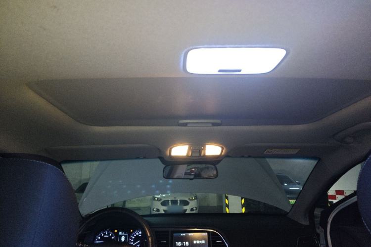 Used Hyundai Elantra (6th Generation / Lingdong) 2016 1.6L Automatic ZhiXuan – Elite Version Headliner