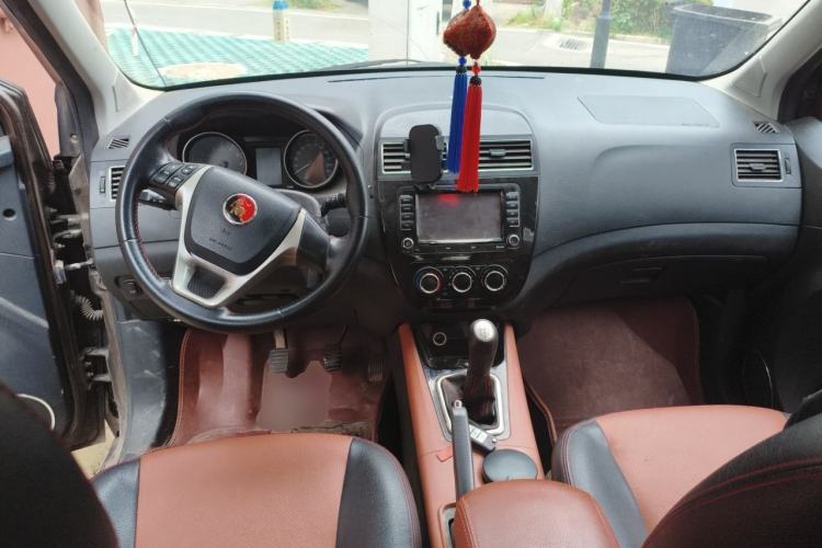 Used FORTHING Joyear X5 2015 1.6L Manual Luxury Model
