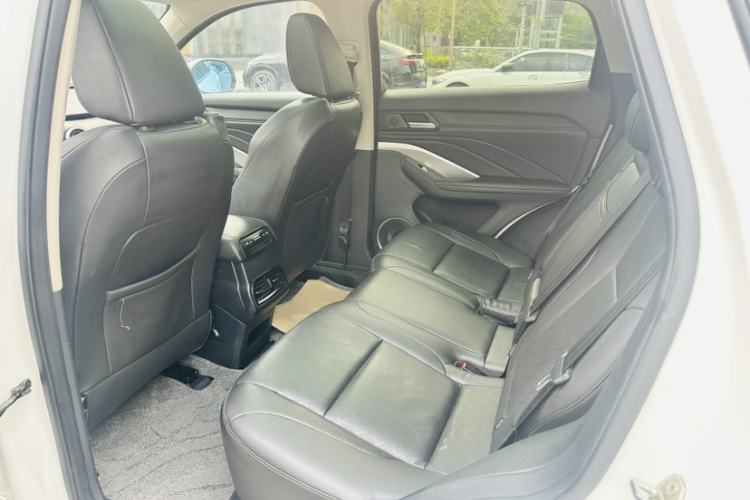 Used Wey VV6 2018 2.0T Four-Wheel Drive Flagship Version China V Standard
