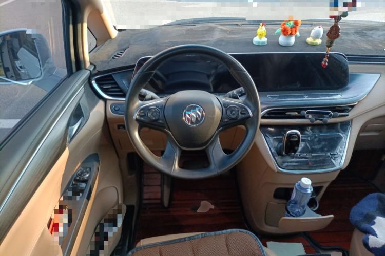 Used Buick GL8 2020 ES Land Cruiser 653T Luxury Edition Steering Wheel