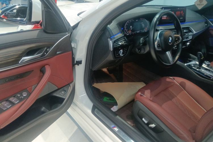 Used BMW 5 Series 2022 Restyled 530Li Leading Edition M Sport Package