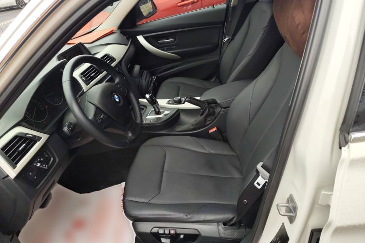 Used BMW 3 Series 2015 320Li Fashion Model
