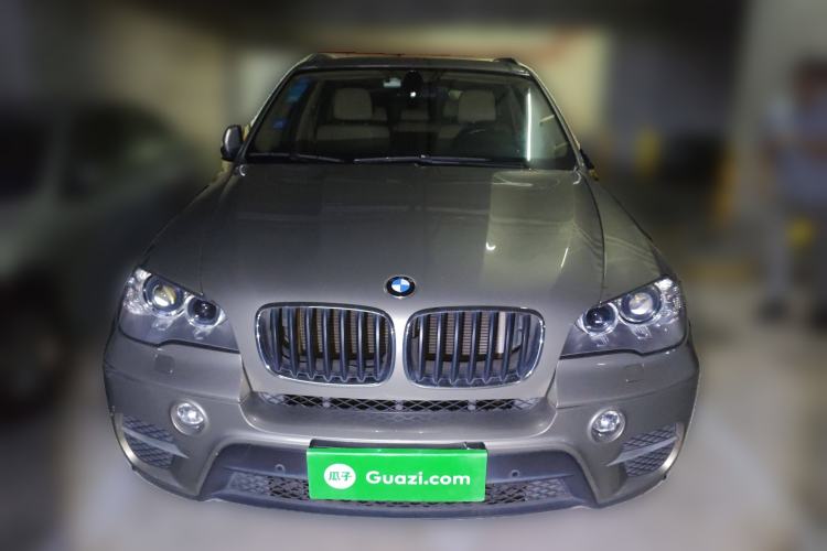 Used BMW X5 2011 xDrive35i Luxury Model
