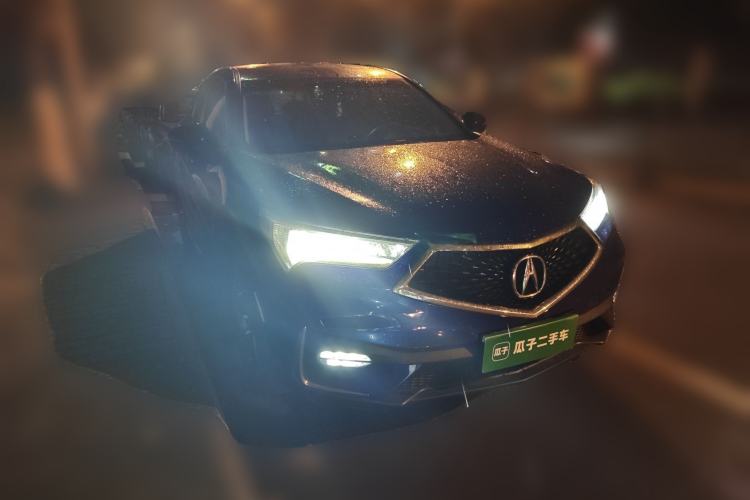 Used Acura CDX 2021 1.5T Two-Wheel Drive Deluxe Edition Front Right 45 Deg