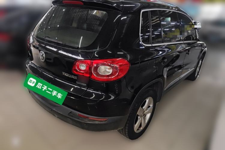 Used Volkswagen Tiguan 2010 2.0 TSI Automatic All-Wheel-Drive Elite Edition Rear Right 45 Deg