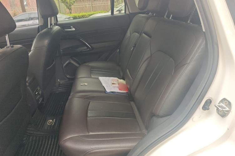 Used GAC Trumpchi GS4 2018 235T Automatic Two-Wheel Drive Luxury Smart Connectivity Millionth Anniversary Edition Left Rear Seat