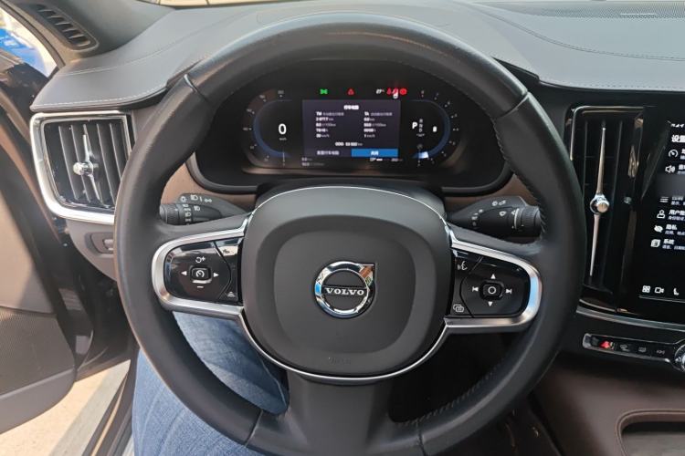 Used Volvo S90 2022 B5 Zhiyuan Luxury Edition Steering Wheel