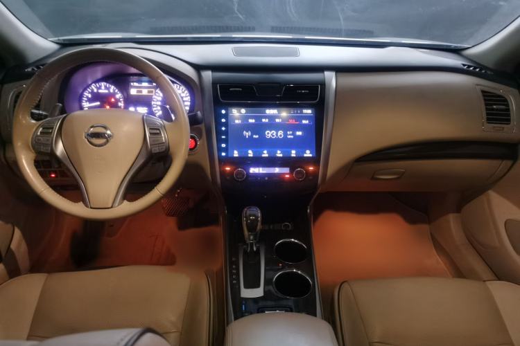 Used Nissan Teana 2015 Duke 2.5L XV Champions League Glory Edition
