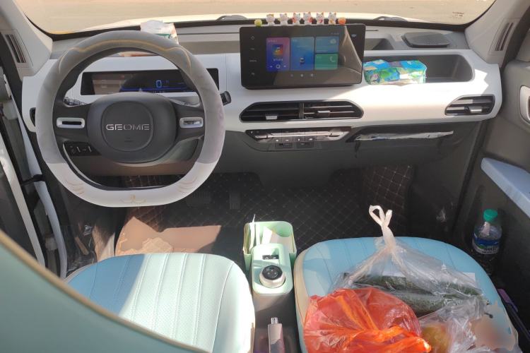 Used Geely Galaxy Panda 2023 Panda Mini 200km Endurance Bear
