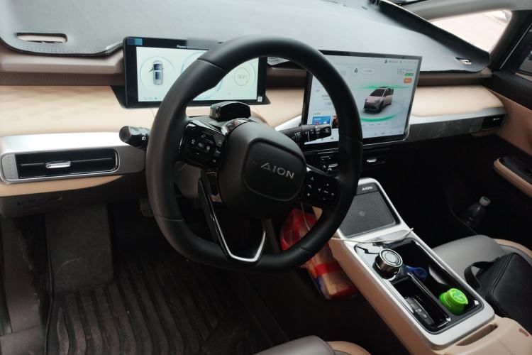 Used AION Y 2022 70 Tech Edition Lithium Iron Phosphate Center Console