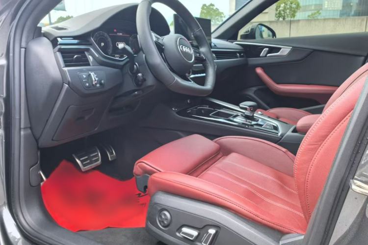 Used Audi A4L 2024 40 TFSI Luxury Dynamic Edition