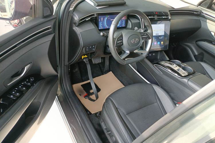 Used Hyundai Tucson 2023 Tucson L 1.5T Automatic Two-Wheel Drive LUX Prestige Edition Driver Seat