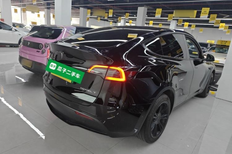 Used Tesla Model Y 2023 Rear-Wheel-Drive Version