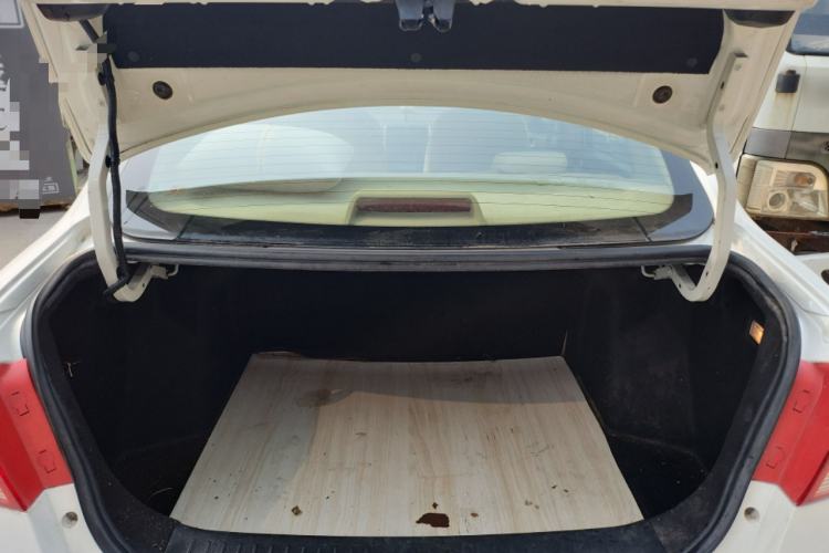 Used BAIC E Series 2013 Sedan 1.3L Manual Lotte Edition