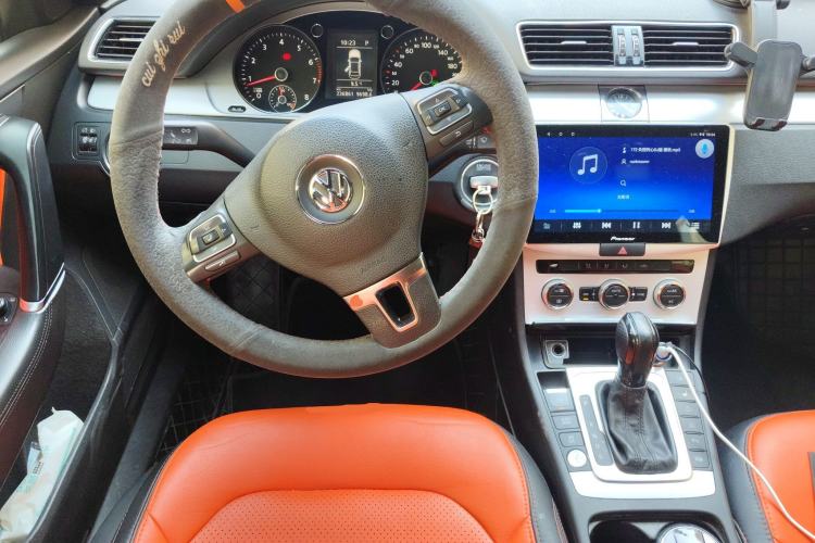 Used Volkswagen Magotan 2015 1.8TSI Advanced Model Steering Wheel