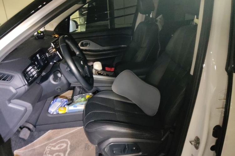 Used Nio ES8 2018 355 km Base Version 7-Seater Edition Left Front Seat