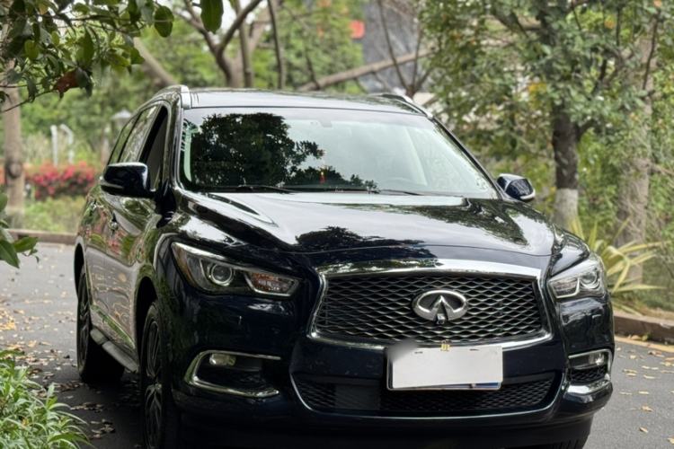 Used Infiniti QX60 2016 2.5 S/C Hybrid Two-Wheel-Drive Excellence Edition China V Standard Exterior 4